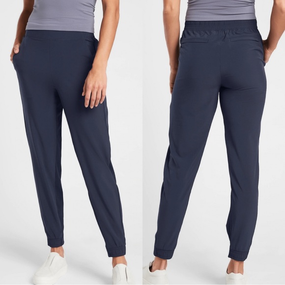 Athleta Pants & Jumpsuits Athleta Joggers The Brooklyn Jogger In